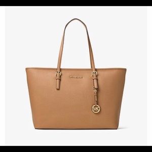 Michael Kors Tote Purse!!!